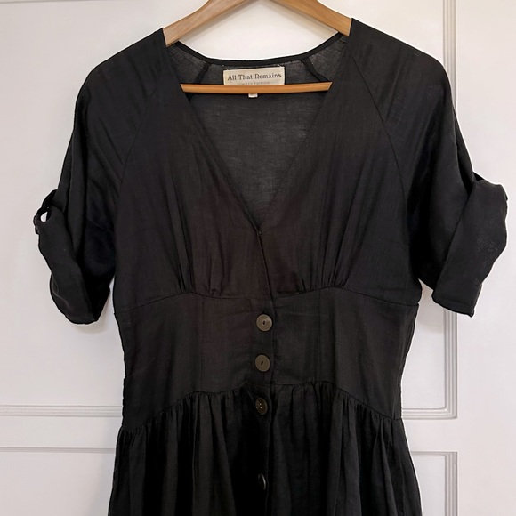 All That Remains is Love Audrey Dress in Noir - Picture 8 of 17